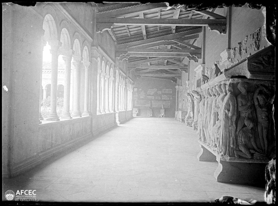 Passadís al claustre de Sant Pau Extramurs