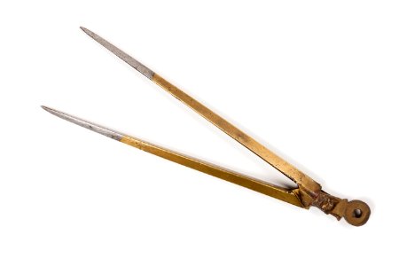 Passare. Stickcirkel av brännförgylld mässing med spetsar av stål (transportör) - Skoklosters slott - 92582