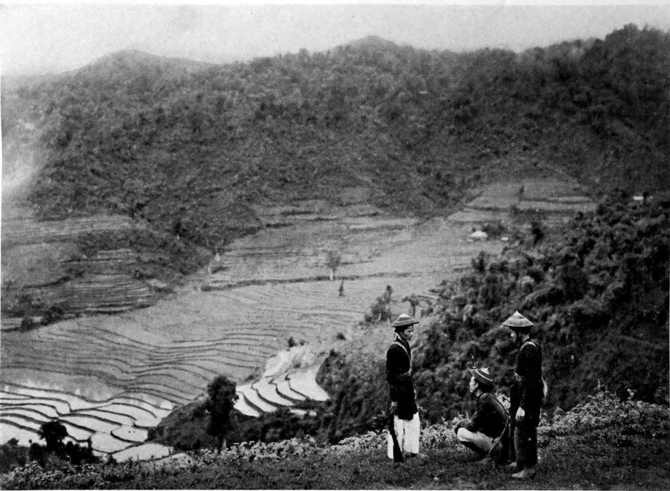 Partisans dans la montagne Lang-Son gouv gén