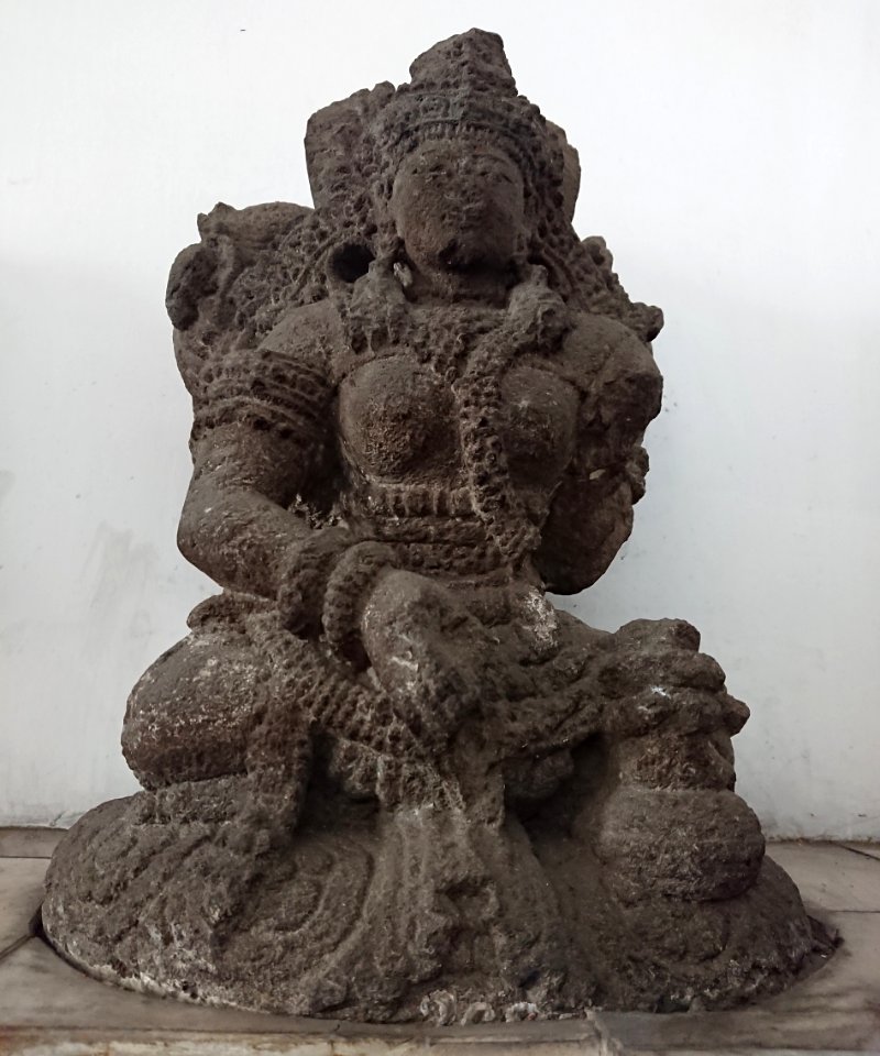 Parvati Statue 3266 (262f)