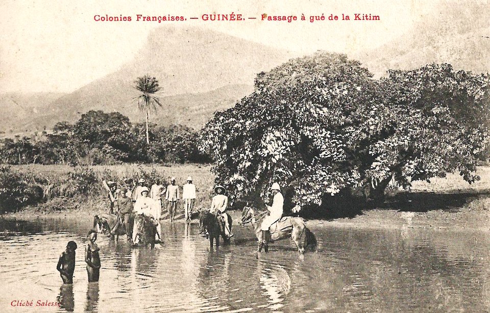 Passage à gué de la Kitim (Guinée)