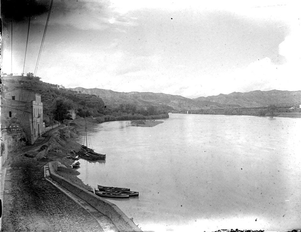 Passeig de l'Ebre a Móra d'Ebre (AFCEC RIBASV C 2636)