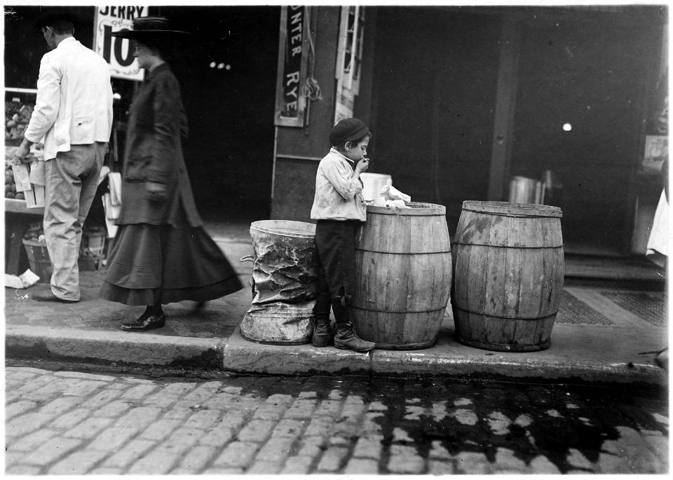 Patching up a meal. Boston, Mass. - NARA - 523221