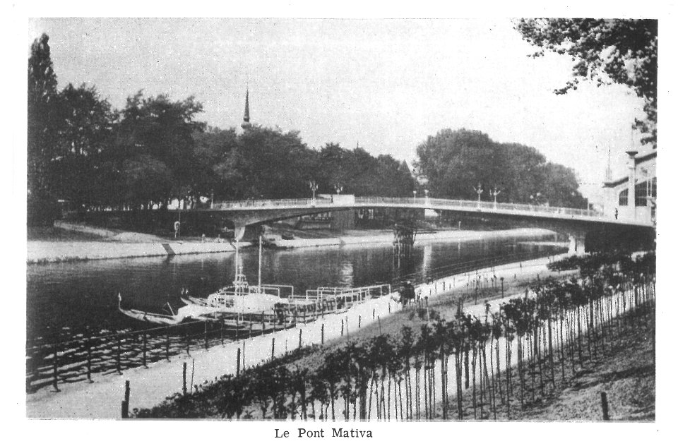 Passerelle Mativa postcard