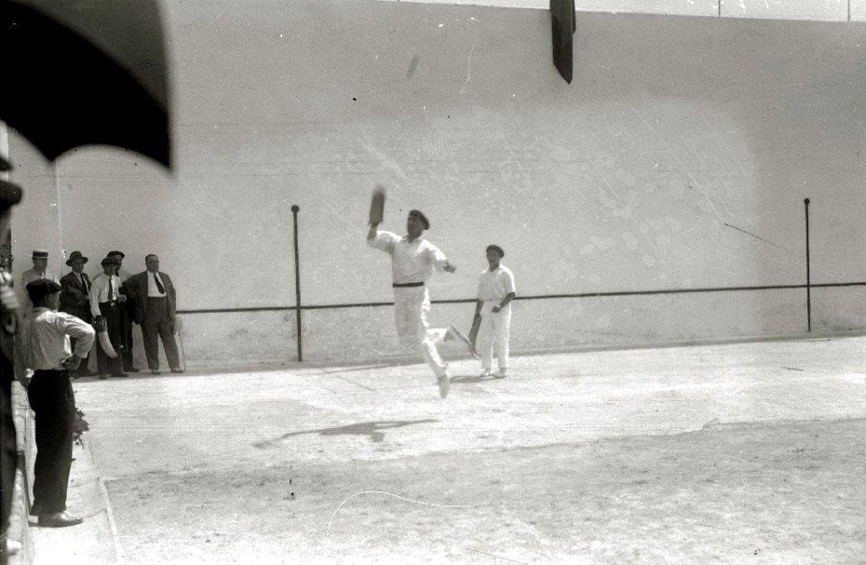 Partido de rebote en el frontón de Zubieta (18 de 18) - Fondo Car-Kutxa Fototeka