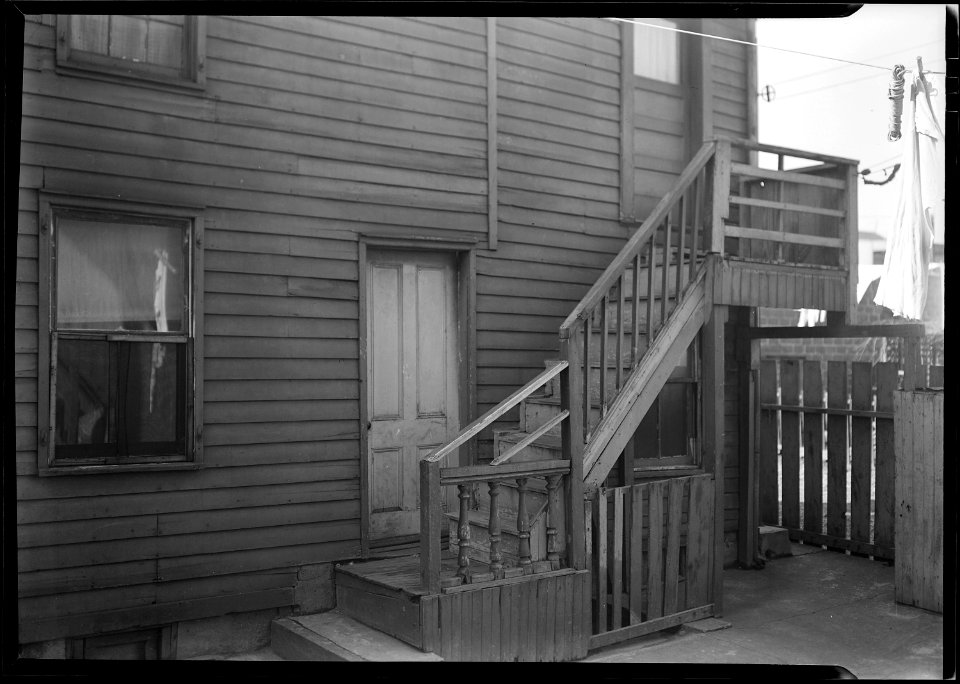 Paterson, New Jersey - Textiles. Former silk workers. Rear Tenement off Summer St. - NARA - 518607