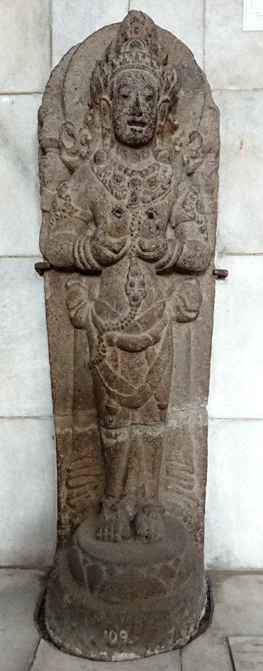 Parvati Statue 109