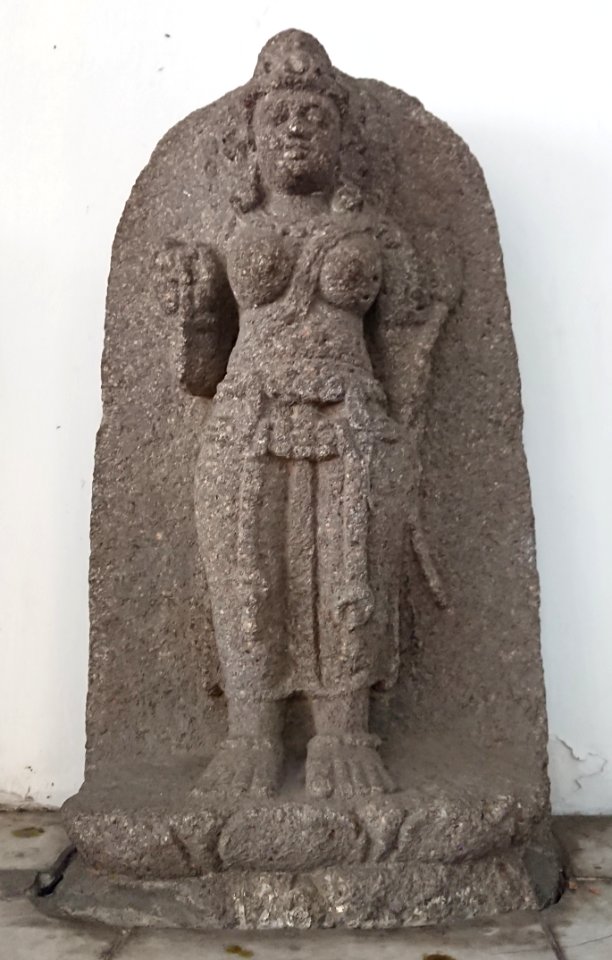 Parwati Statue 3628 (126b)