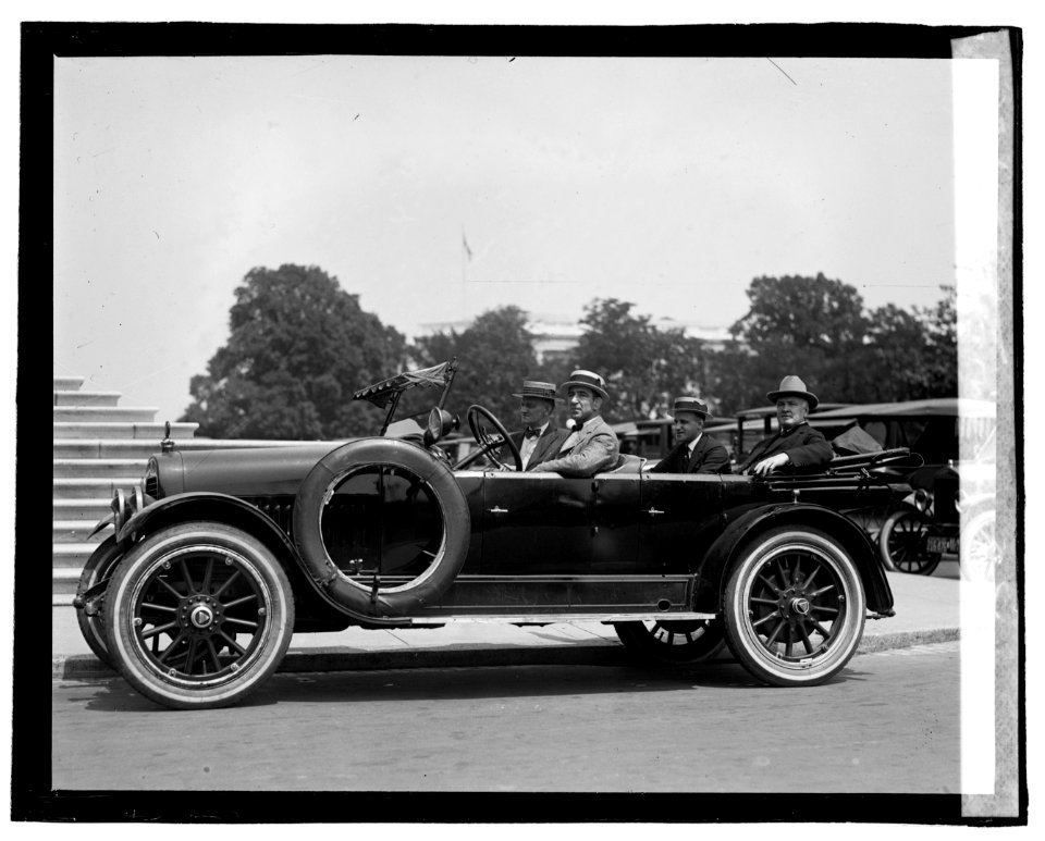 Pat Crowe in auto, (7-28-22) LOC npcc.06759