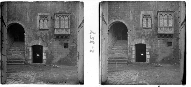 Pati del castell de Castelldefels