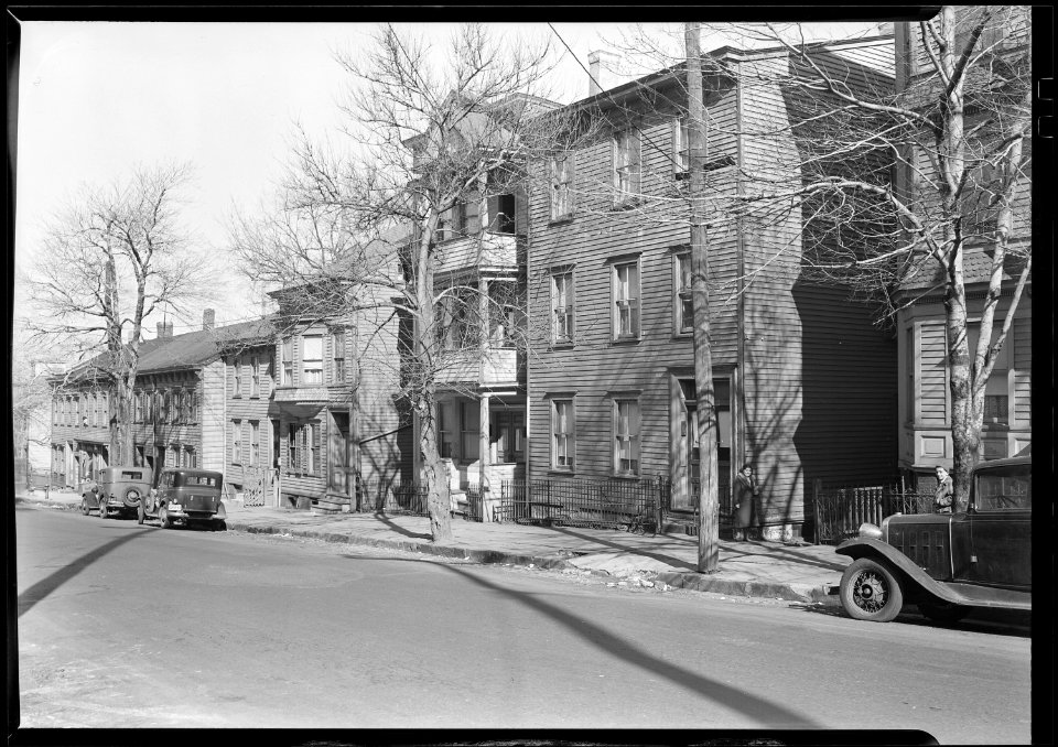 Paterson, New Jersey - Textiles. Homes of owners of two Family Shops, Mill St. - NARA - 518620