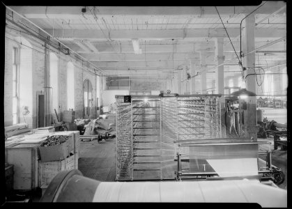 Paterson, New Jersey - Textiles. Jackson Winding and Warping Company. Picture of a Sipp-Eastwood DY type of High... - NARA - 518764