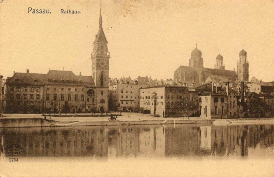 Passau, Bayern - Rathaus (Zeno Ansichtskarten)