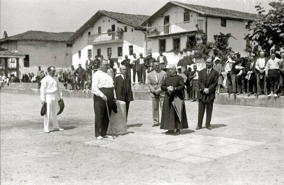 Partido de rebote en el frontón de Zubieta (16 de 18) - Fondo Car-Kutxa Fototeka