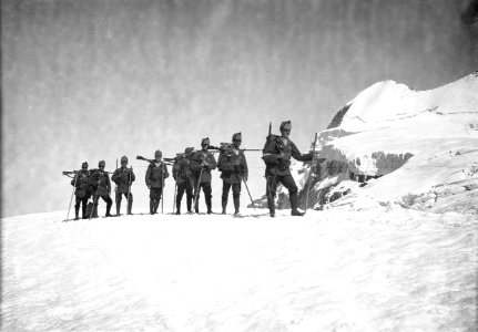 Patrouille auf dem Kaltwasserpass - CH-BAR - 3236945