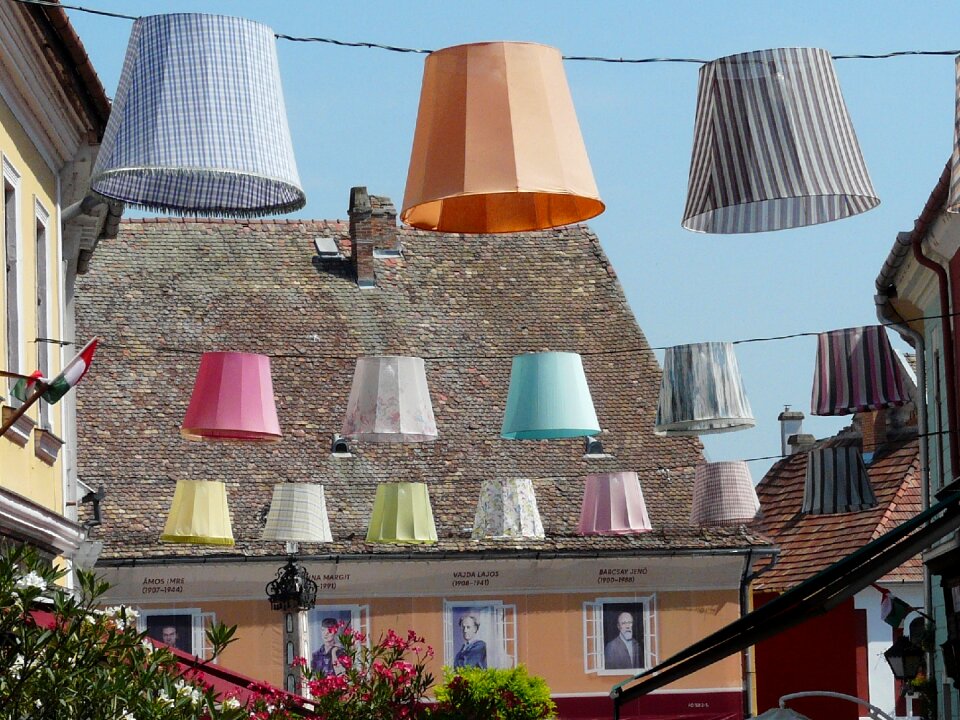 Mood lampshade building