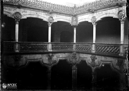 Pati de la Casa de las Conchas, Salamanca