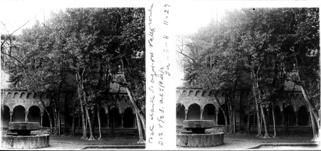Pati del claustre de Sant Cugat del Vallès