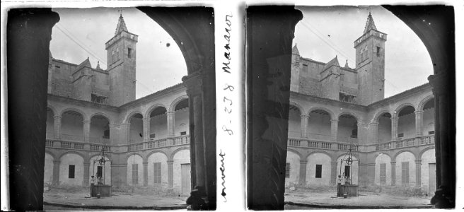 Pati del convent dels dominics a Manacor