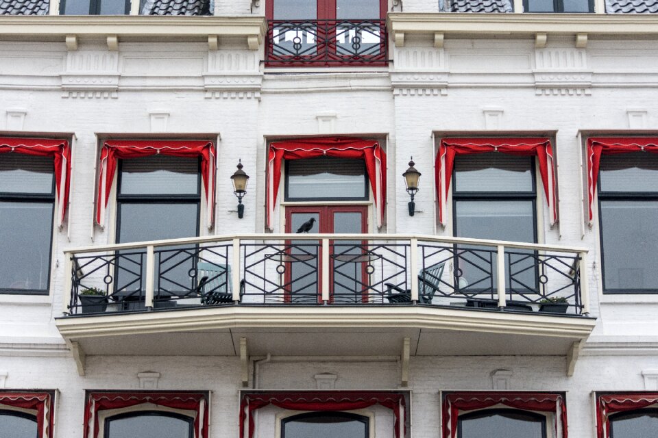 House outdoor facade