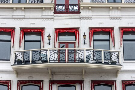 House outdoor facade