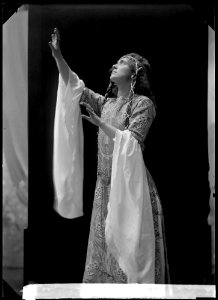 Paula Lizell in Rienzi at Kungliga Operan 1904 - SMV - GL117