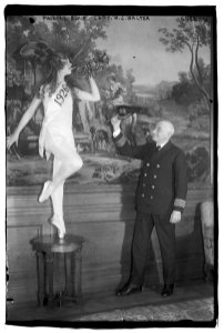 Pauline Blair, Capt. W.J. Walter LCCN2014719042