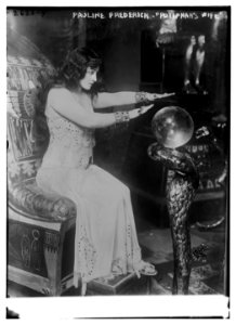 Pauline Frederick - Potiphar's wife LCCN2014692516