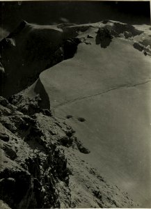 Payerhütte, Blick gegen Tabarettawand mit Ortler. (BildID 15416010)