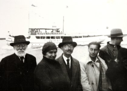 Paul Otlet et son équipe en excursion à Anvers