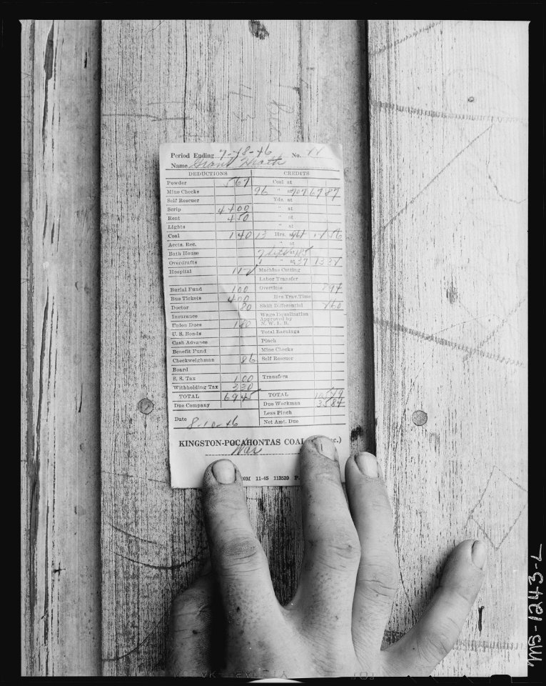 Pay slip for a half month period. Kingston Pocahontas Coal Company, Exeter Mine, Big Sandy Housing Camp, Welch... - NARA - 540749
