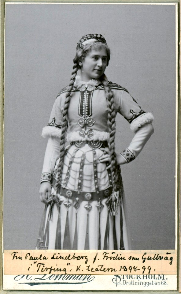 Paula Lindberg, rollporträtt - SMV - H5 092