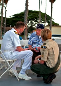 Pearl Harbor 71st Anniversary 121206-N-WF272-087