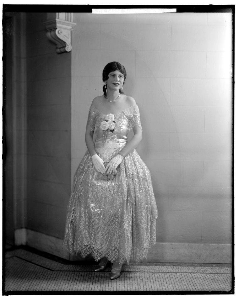 PEARSON, DREW, MRS. LCCN2016861424
