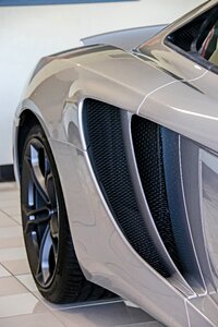 Wheel vehicle auto