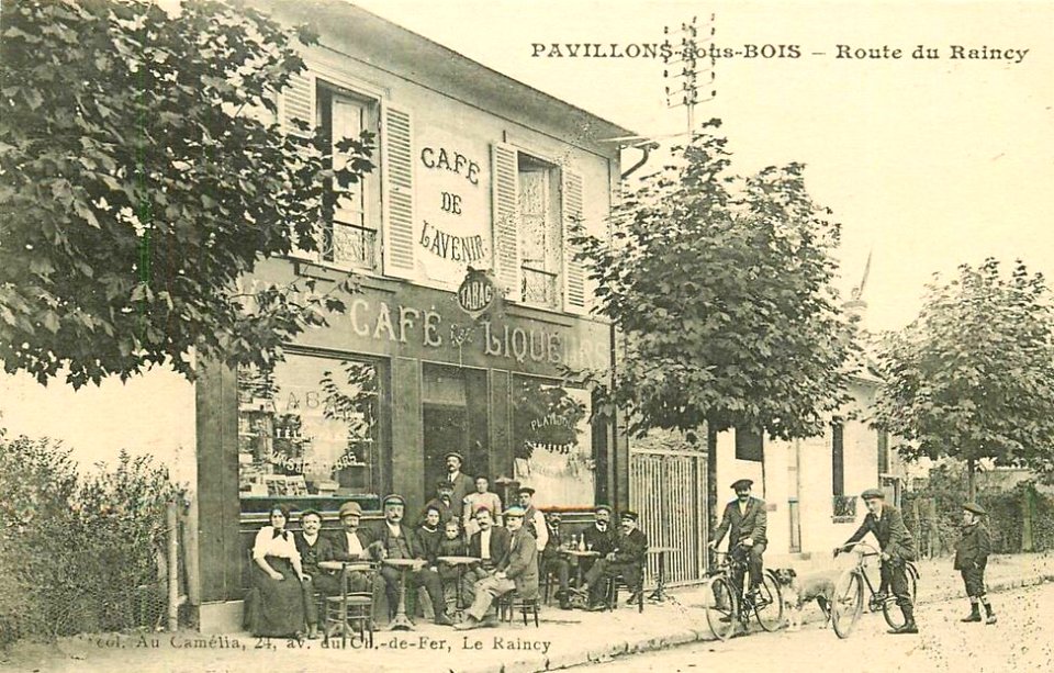 Pavillons-sous-Bois.Route du Raincy