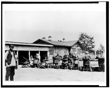 Peasants selling bread, milk, eggs, etc. LCCN99471619