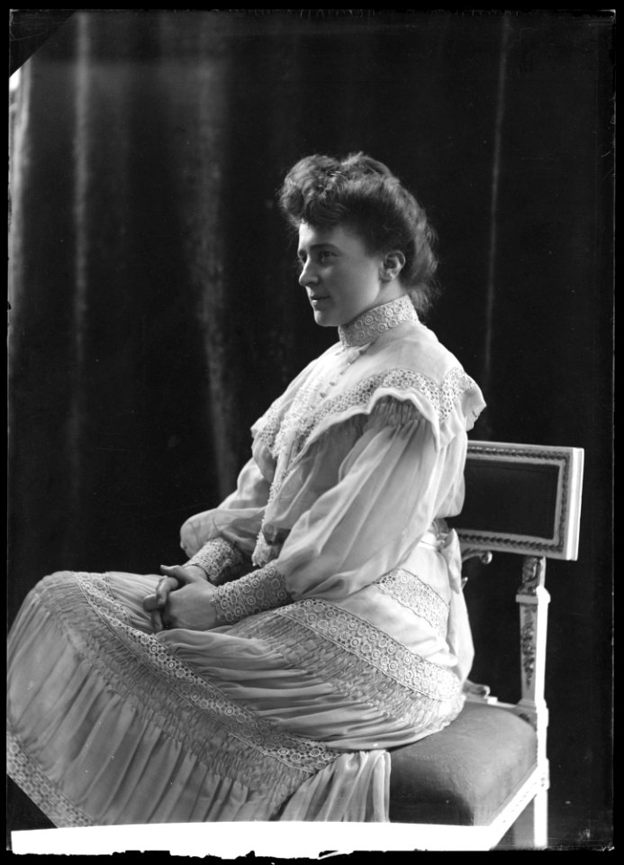Paula Lizell, opera singer, portrait 1905 - SMV - GL126