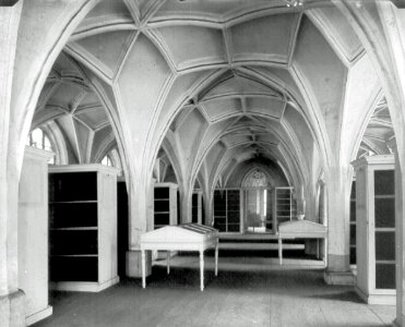 Paulinum Bibliothek innen