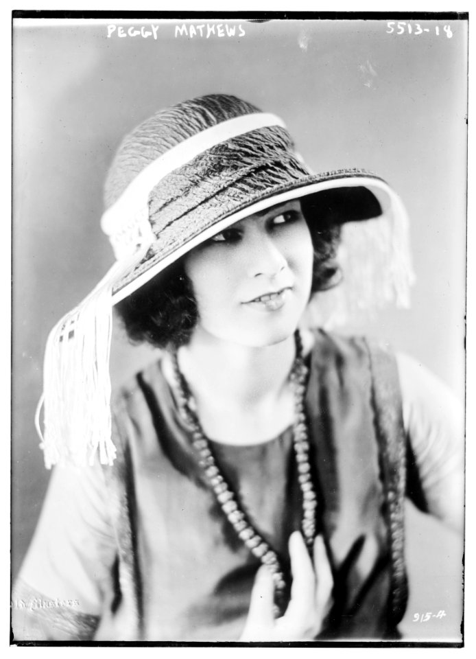 Peggy Mathews (i.e. Matthews) LCCN2014712966
