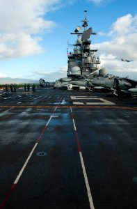 Peleliu ARG pulls in to Pearl Harbor 120924-N-TR763-386