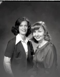 PEGGY EVANICH AND LORETTA SHAW - FOUNDERS OF THE NATIONAL ORGANIZATION OF WOMEN SCIENTISTS 255 GRC 1978 01730 photo