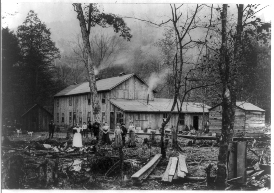 Pennsylvania. Lumbering and umber towns - Hommersley railroad boarding house. LCCN2016650770
