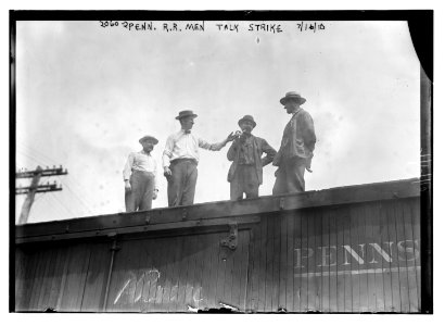 Penn. R.R. (i.e., Railroad) men talk strike LCCN2014688374