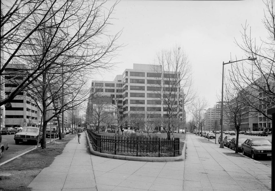 PENNSYLVANIA AVENUE, 20TH AND I STREETS
