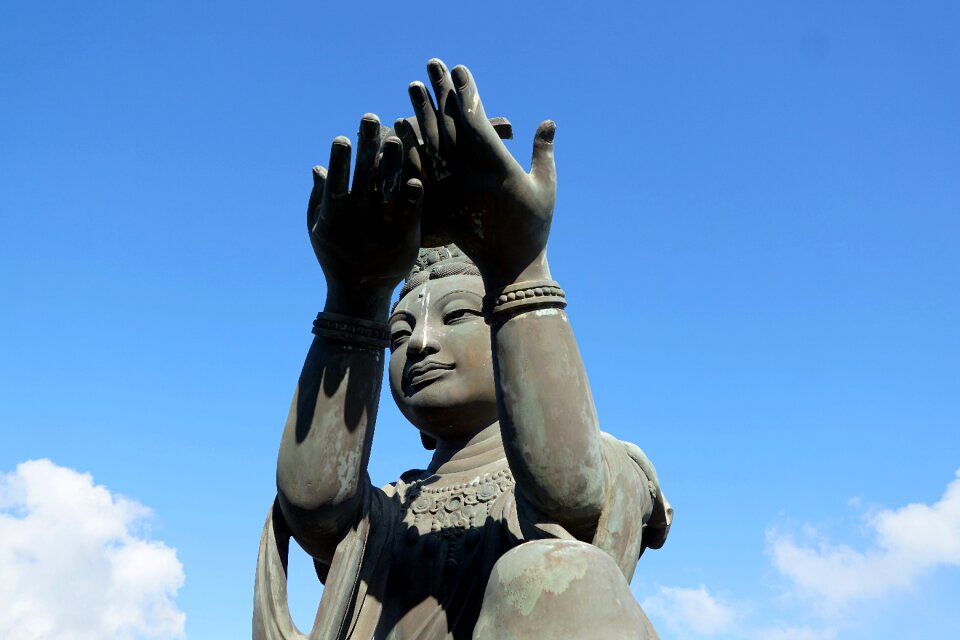 Art travel religion