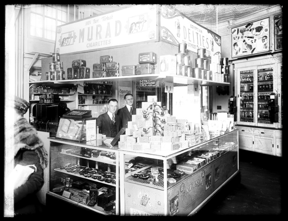 Peoples Drug Store, interior, 7th & K, (Washington, D.C.) LCCN2016823724 photo