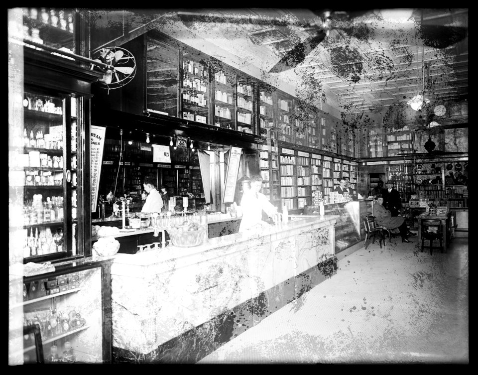 Peoples Drug Store, interior, Thompson, 15 and G, (Washington, D.C.) LCCN2016823729