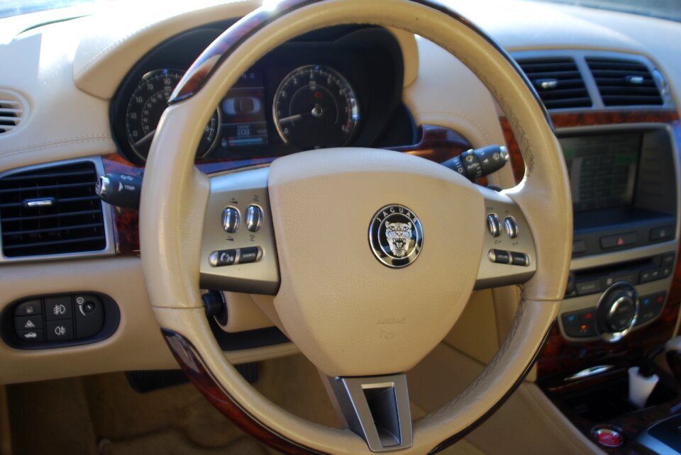 Steering wheel transport