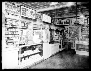 Peoples Drug Store, interior, 7th & M, (Washington, D.C.) LCCN2016823718 photo